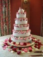 /album/eskuvoi-tortak/a600x600-1277694282048-greentinyflowersweddingcakers10-jpg/