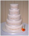 /album/eskuvoi-tortak/goldpoetryweddingcake-jpg/